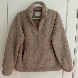 American eagle teddy sweater